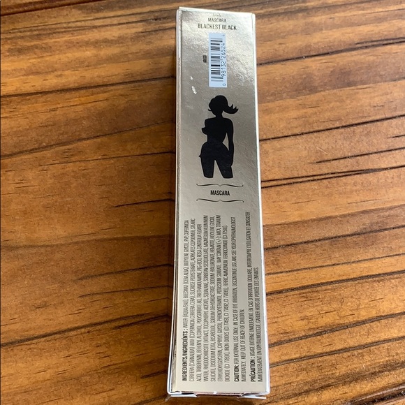 Buxom Lash Volumizing Mascara - Picture 2 of 7